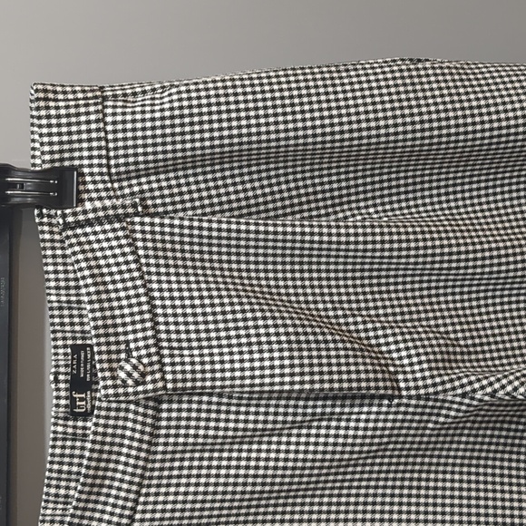 Zara Black and White High-rise Houndstooth Crop Pants - Picture 3 of 5